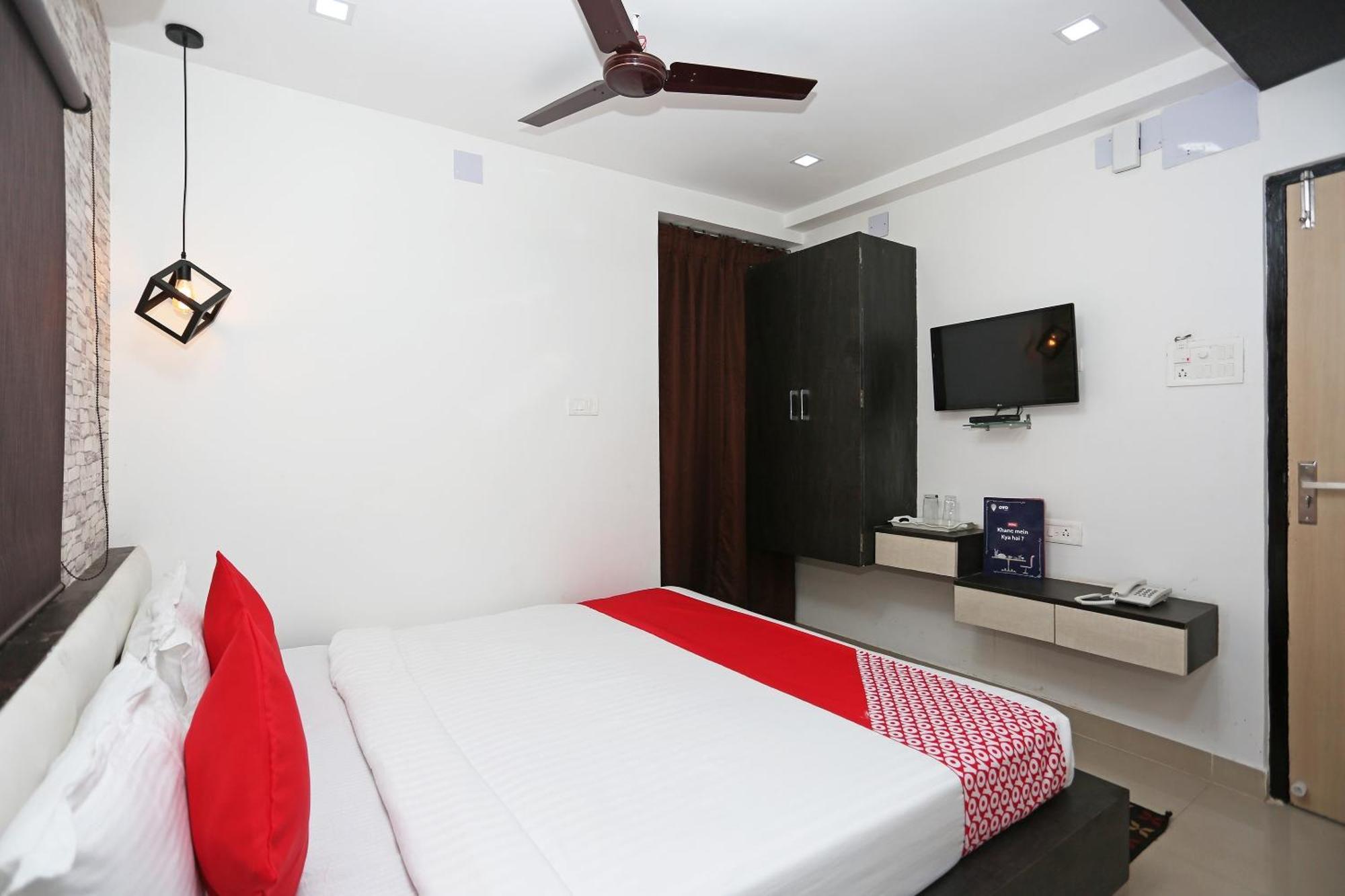 Super Capital O Sai Jagannath Hotell Khandagiri Eksteriør bilde
